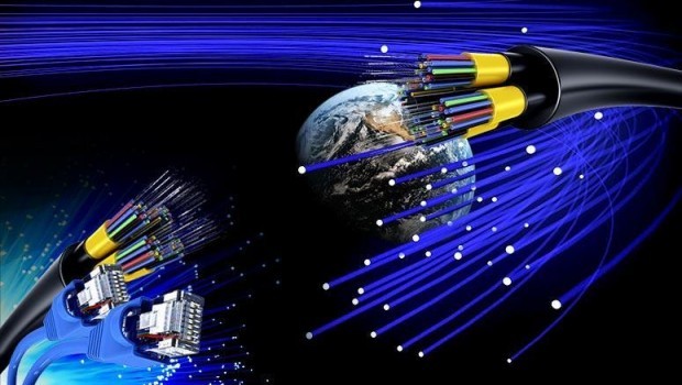 How Fiber Optic Cables are the future of Data Transmission